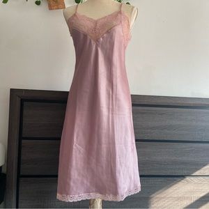 90s Body Chic pink satin slip dress